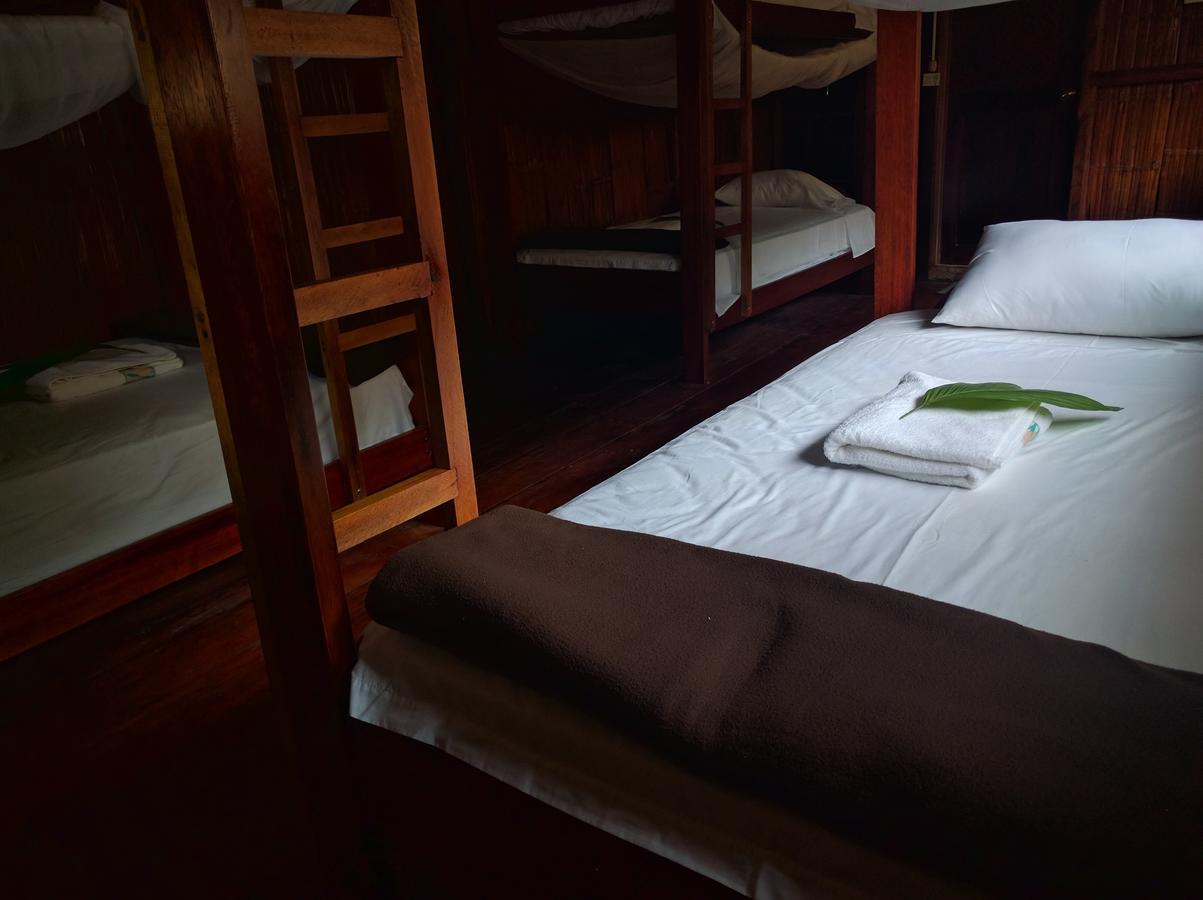 Green Forest Ecolodge Puerto Montufar Exterior photo
